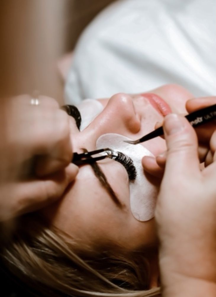 DM Touch Beauty Logo