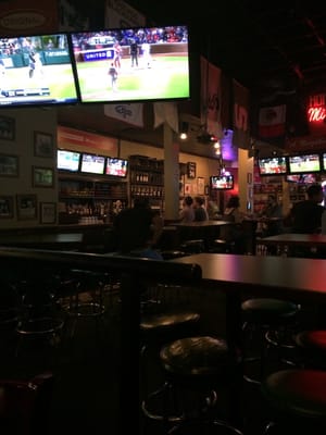 Michael's Original Pizzeria & Tavern by null