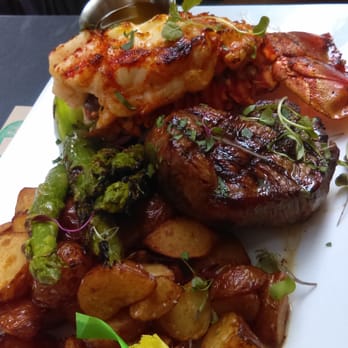 Pelican cafe - Filet & lobster, delish, nothing disappointing about this place! - Italian Near Me - Miami Beach, Florida