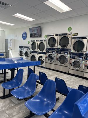 Soaperior Laundry Lounge