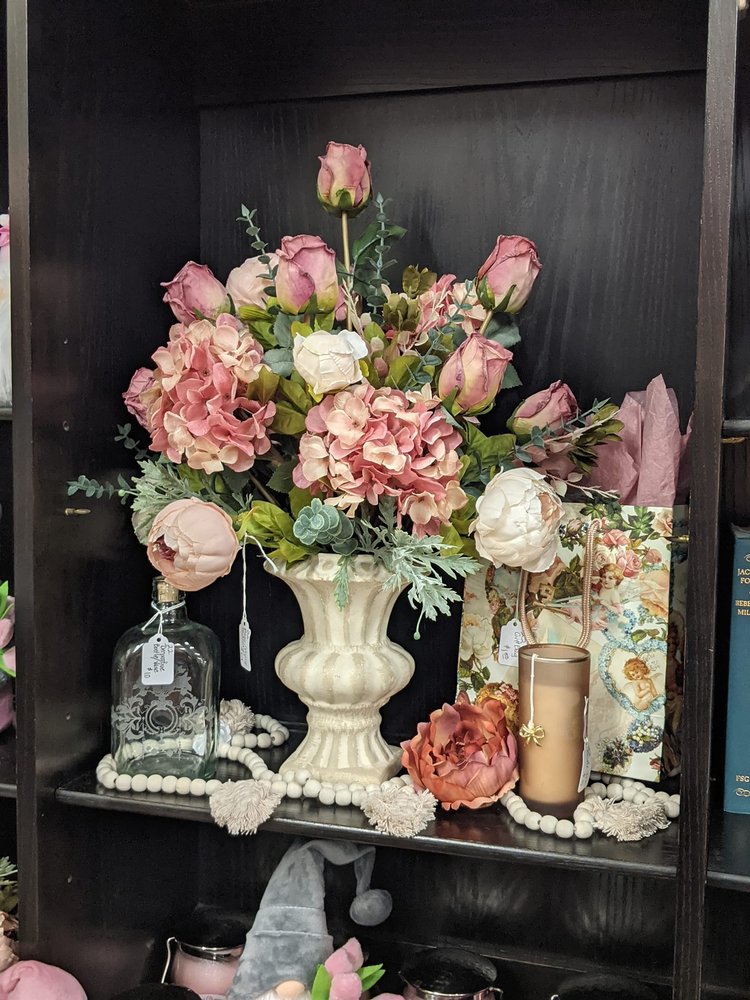 TABLETOP CELEBRATIONS, ALLEY BLOSSOMS & BLOOMS Request Information