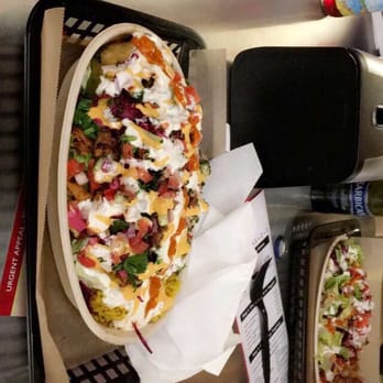 Pita Chip - Salad bowl - Halal Near Me - Philadelphia, Pennsylvania Pita Chip - Salad bowl - Halal Near Me - Philadelphia, Pennsylvania