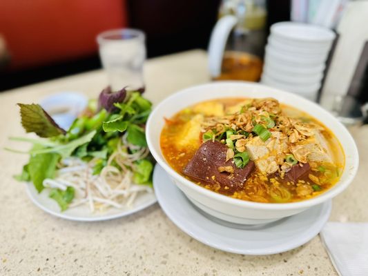 Bánh Cuôn Bún Mộc Ông Ta by null