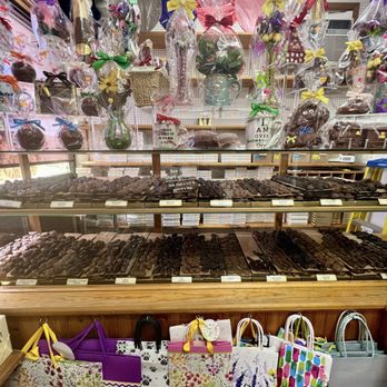 Bromilow Chocolates - Chocolatiers & Shops Near Me - Woodland Park, New Jersey Bromilow Chocolates - Chocolatiers & Shops Near Me - Woodland Park, New Jersey