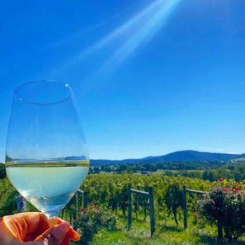 Delaplane Cellars - Wineries Near Me - Delaplane, Virginia Delaplane Cellars - Wineries Near Me - Delaplane, Virginia