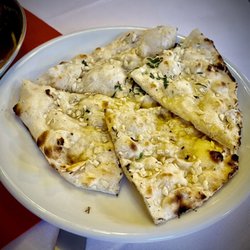 Bollywood Tandoori - Garlic naan