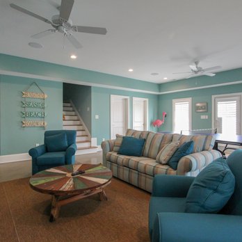Crystal Coast Construction - the living room of a home - General Contractors Near Me - Cedar Point, North Carolina Crystal Coast Construction - the living room of a home - General Contractors Near Me - Cedar Point, North Carolina