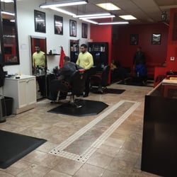 Mickys Barber Shop
