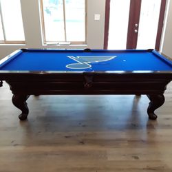 Franklin Billiard Company - St. Louis Blues custom pool table cloth