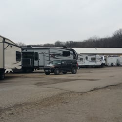 Autorama Motorhomes Trailers - Service included