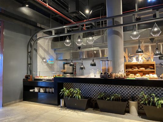 The Fives Downtown Hotel - Curio Collection by Hilton by null