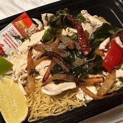 M & P Authentic Thai Cuisine - Kao Soi Noodle Soup