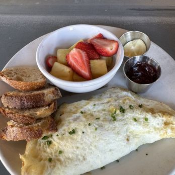 Fàme Caffe - Parisian Omelette - Coffee & Tea Near Me - Phoenix, Arizona Fàme Caffe - Parisian Omelette - Coffee & Tea Near Me - Phoenix, Arizona