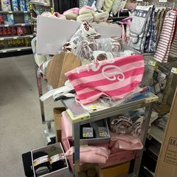 Dollar General - Looked like they were gathering up all the Dolly products - not sure why