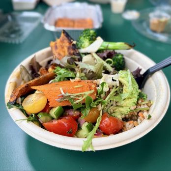 Dig Inn - Avo grain bowl - New American Near Me - Brooklyn, New York Dig Inn - Avo grain bowl - New American Near Me - Brooklyn, New York