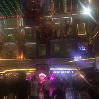 Resorts World Manila - Resorts Near Me - Pasay, NCR