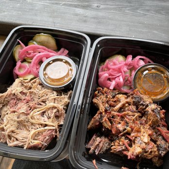Matt's BBQ - 1/2 pound pulled pork & 1/2 pound shredded brisket - Food Trucks Near Me - Portland, Oregon Matt's BBQ - 1/2 pound pulled pork & 1/2 pound shredded brisket - Food Trucks Near Me - Portland, Oregon