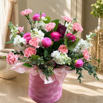 Iryna Luxe - Florists Near Me - Bonney Lake, Washington Iryna Luxe - Florists Near Me - Bonney Lake, Washington