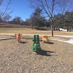 Club Crest Park North - Little bugs/snail to ride on!