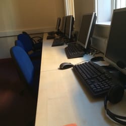 Britannia English Academy - Computer room