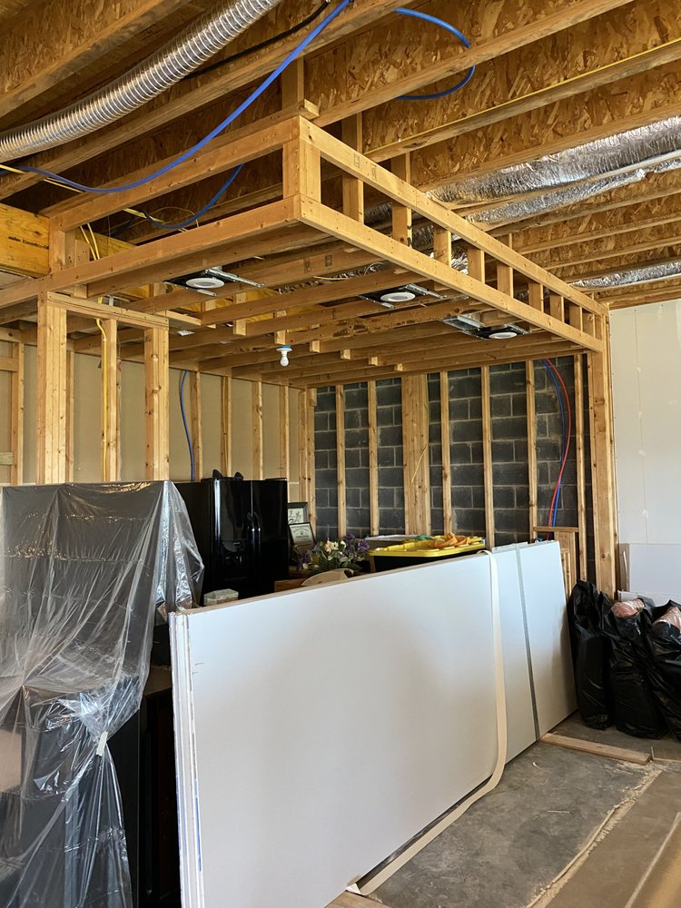 Slide of APEX Contractor Group