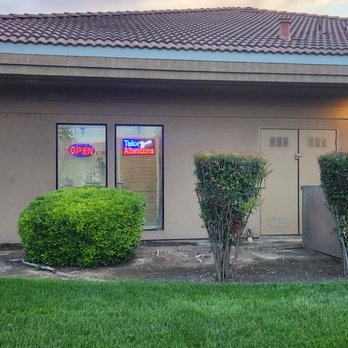 Quick Alterations and Tailoring by Edith - Photo of building from the street.
Quick Alterations and Tailoring by Edith  
3323 S Fairway St suite 5 Visalia Ca 93277 - Sewing & Alterations Near Me - Visalia, California