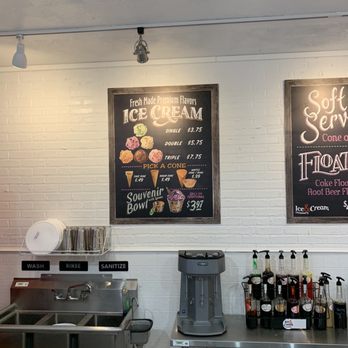 Ice and Cream Creamery - Ice Cream & Frozen Yogurt Near Me - St. Pete Beach, Florida