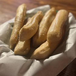 Tony's Pizzeria - Garlic Bread Sticks, delicious!