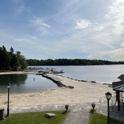 Lake View Tavern