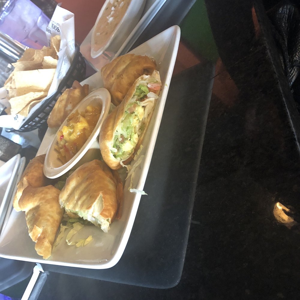 Mexico Lindo - Avocado egg rolls and shrimp crab dip - Mexican Near Me - Mableton, Georgia Mexico Lindo - Avocado egg rolls and shrimp crab dip - Mexican Near Me - Mableton, Georgia