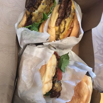Shake Shack Staten Island Mall - New Springville - Burgers Near Me - Staten Island, New York Shake Shack Staten Island Mall - New Springville - Burgers Near Me - Staten Island, New York