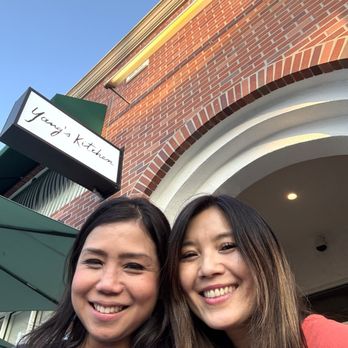 Yang’s Kitchen - Outside - Asian Fusion Near Me - Alhambra, California Yang’s Kitchen - Outside - Asian Fusion Near Me - Alhambra, California