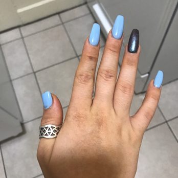 Apple Nails One - Nail Salons Near Me - Los Angeles, California