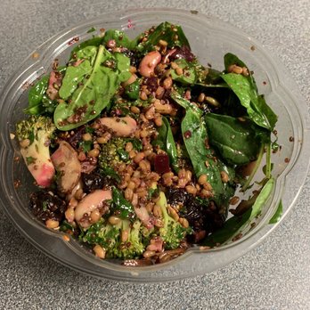 honeygrow - CYO Salad - Salad Near Me - Radnor, Pennsylvania