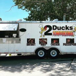 2 Ducks Smoking BBQ - The trailer
