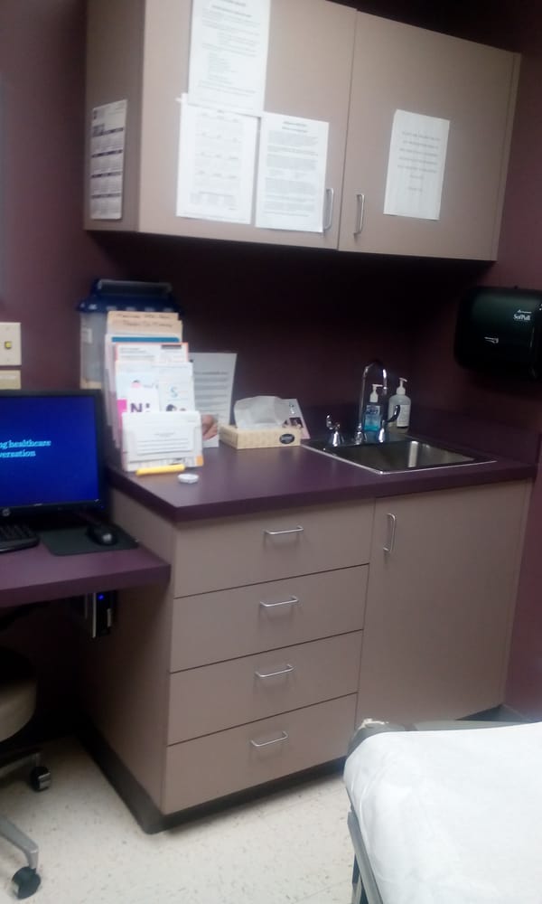 MIDTOWN OBSTETRICS & GYNECOLOGY ASSOCIATES CLOSED 1718 E 4th St