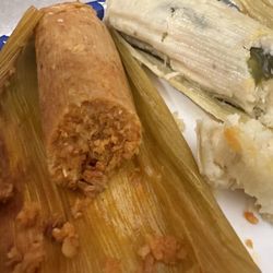 Tamales Juanita - Chile/ cheese and red chicken tamales