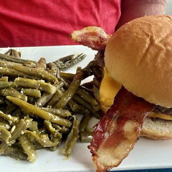 LaBelle Brewing - Smash Burger - Breweries Near Me - LaBelle, Florida LaBelle Brewing - Smash Burger - Breweries Near Me - LaBelle, Florida