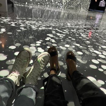 ARTECHOUSE DC - TRIPPY VIBES! - Art Galleries Near Me - Washington, DC, District of Columbia