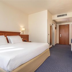 Best Western Titian Inn Hotel Treviso - TSF Camera Comfort Tripla Divano Aperto