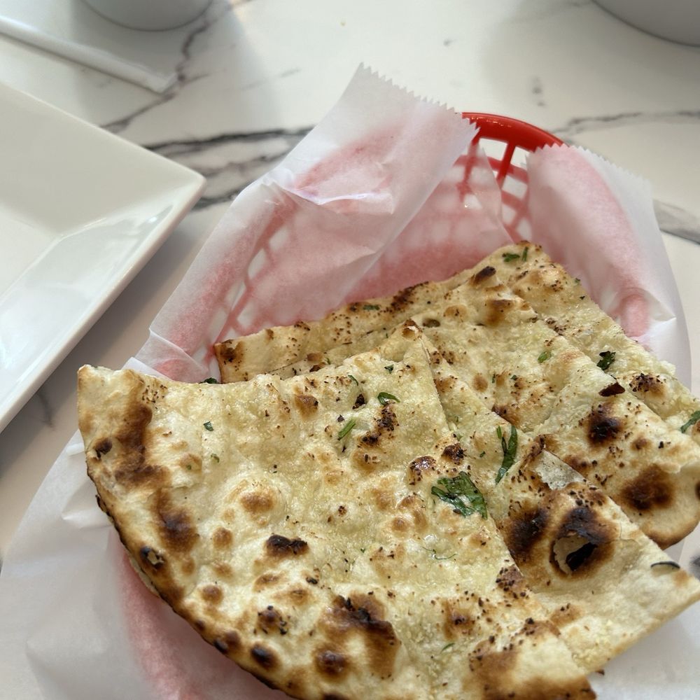 Garlic naan Garlic naan
