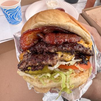 Jeffs' Beach Burgers - El Jefe with bacon - Burgers Near Me - San Diego, California Jeffs' Beach Burgers - El Jefe with bacon - Burgers Near Me - San Diego, California