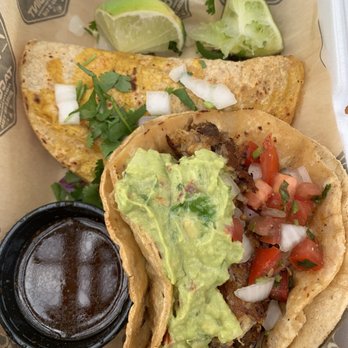 Los Rancheros Taco Joint - Taco de Birria and Street carnitas taco - Food Trucks Near Me - Springfield, Illinois Los Rancheros Taco Joint - Taco de Birria and Street carnitas taco - Food Trucks Near Me - Springfield, Illinois