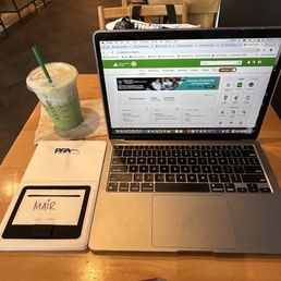 *Loving my matcha at Starbies!  *Staff are super friendly  *Great place to hang out!