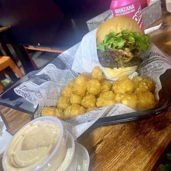 Tnt burger - BBQ burger - Food Trucks Near Me - Tampa, Florida Tnt burger - BBQ burger - Food Trucks Near Me - Tampa, Florida