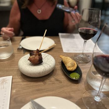 El Cielo - Dates and an empanadas - Tapas Bars Near Me - Honolulu, Hawaii El Cielo - Dates and an empanadas - Tapas Bars Near Me - Honolulu, Hawaii
