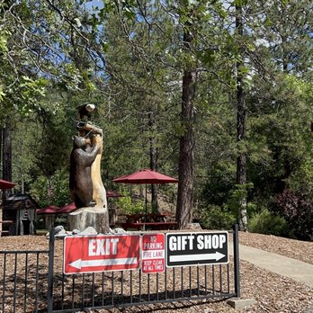 Lake Shasta Caverns - Landmarks & Historical Buildings Near Me - Lakehead, California