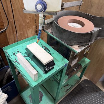 To The Point Sharpening - My waterstone sharpening set up which is my standard service. Go to my website for an appointment. - Knife Sharpening Near Me - Lake Oswego, Oregon To The Point Sharpening - My waterstone sharpening set up which is my standard service. Go to my website for an appointment. - Knife Sharpening Near Me - Lake Oswego, Oregon