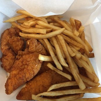 Zeppo's Pizza - Tenders and fries. Pretty fair. - Pizza Near Me - Bakersfield, California Zeppo's Pizza - Tenders and fries. Pretty fair. - Pizza Near Me - Bakersfield, California