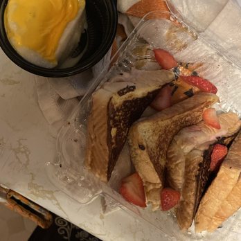 Famous Toastery - Belmont - Soooo how did you think eggs n bacon was in this tray and ready????? - Breakfast & Brunch Near Me - Belmont, North Carolina Famous Toastery - Belmont - Soooo how did you think eggs n bacon was in this tray and ready????? - Breakfast & Brunch Near Me - Belmont, North Carolina